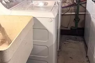 123 E Harwood Terrace 1st Fl, Palisades Park, NJ 07650 - Photo 8