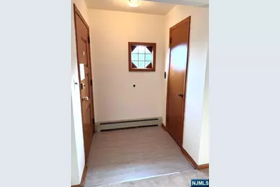 123 E Harwood Terrace 1st Fl #1st FL, Palisades Park, NJ 07650 - Photo 2