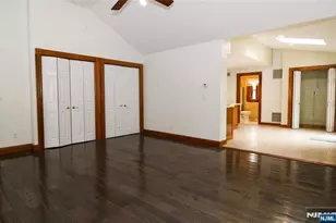 160 Myrtle Ave, Allendale, NJ 07401 - Photo 8