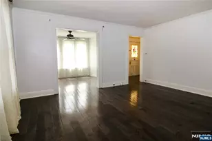 160 Myrtle Ave, Allendale, NJ 07401 - Photo 10