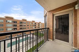 22 Ave At Port Imperial Ave 428, West New York, NJ 07093 - Photo 14