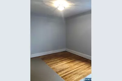 15 E Van Ness Avenue 1 #1, Rutherford, NJ 07070 - Photo 20