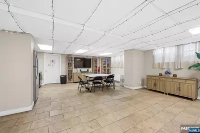 285 Aycrigg 11G #11G, Passaic, NJ 07055 - Photo 18