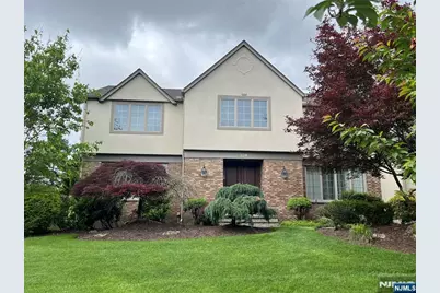 839 Hennigar Place, Oradell, NJ 07649 - Photo 2