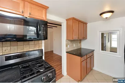 3-11 Lyons Avenue, Fair Lawn, NJ 07410 - Photo 8