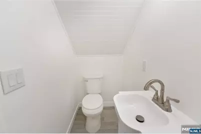 3-11 Lyons Avenue, Fair Lawn, NJ 07410 - Photo 18