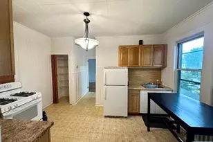 46 Swaine Pl, West Orange Township, NJ 07052 - Photo 2