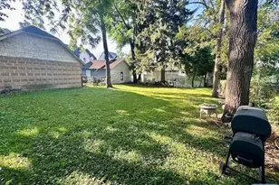 46 Swaine Pl, West Orange Township, NJ 07052 - Photo 12