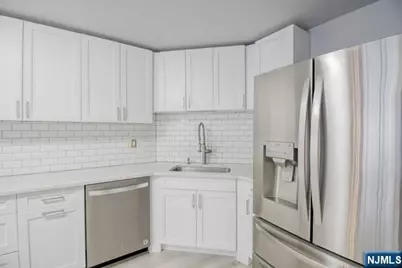1055 River Road 803 #803, Edgewater, NJ 07020 - Photo 6