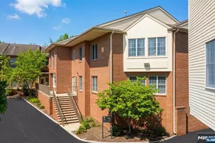 271 US Hwy 46 H112-H113, Fairfield, NJ 07004 - Photo 2