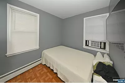 236 Rochelle Avenue, Rochelle Park Township, NJ 07662 - Photo 18