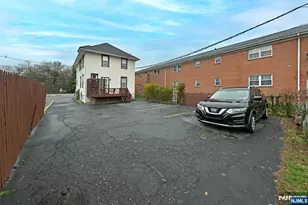 236 Rochelle Ave, Rochelle Park Township, NJ 07662 - Photo 24