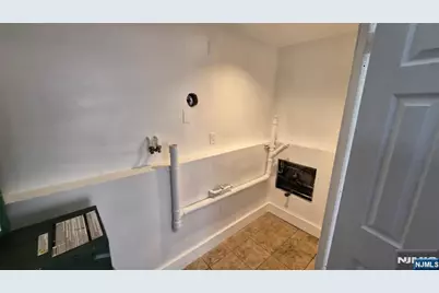 104 Wallington Avenue, Wallington, NJ 07057 - Photo 10