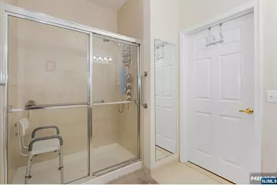 4137 Cory Lane, Elmwood Park, NJ 07407 - Photo 14