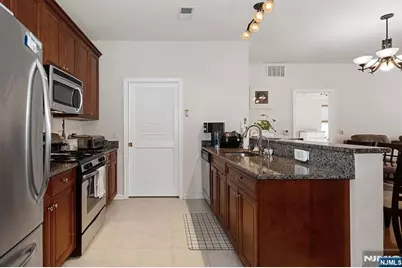 4137 Cory Lane, Elmwood Park, NJ 07407 - Photo 6