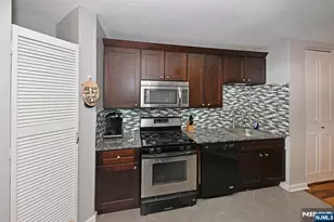 7004 Blvd East 1B, Guttenberg, NJ 07093 - Photo 16