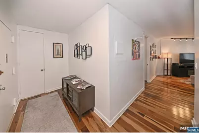 7004 Boulevard East 1B #1B, Guttenberg, NJ 07093 - Photo 6