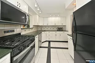 138 E Magnolia Ave, Maywood, NJ 07607 - Photo 8