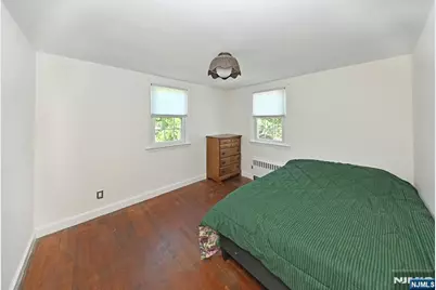 138 Magnolia Avenue, Maywood, NJ 07607 - Photo 16