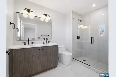 140B Weigands Lane, Secaucus, NJ 07094 - Photo 14