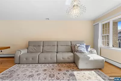 33 Ingraffia Drive, Elmwood Park, NJ 07407 - Photo 14