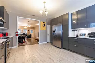 23 Howell Pl, Kearny, NJ 07032 - Photo 10