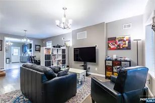 23 Howell Pl, Kearny, NJ 07032 - Photo 4