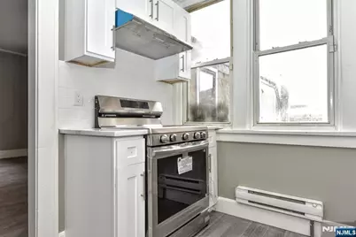 36 Park Avenue 2nd Floor #2nd Floor, Rutherford, NJ 07070 - Photo 10