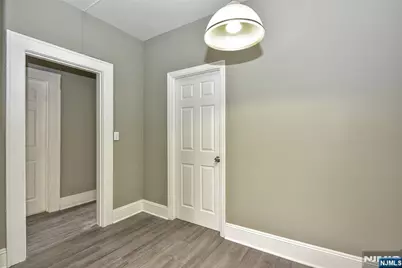 36 Park Avenue 2nd Floor #2nd Floor, Rutherford, NJ 07070 - Photo 6