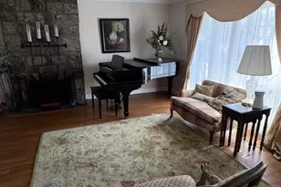 43 Busteed Dr, Midland Park, NJ 07432 - Photo 2