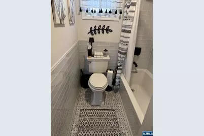 43 Busteed Drive, Midland Park, NJ 07432 - Photo 6