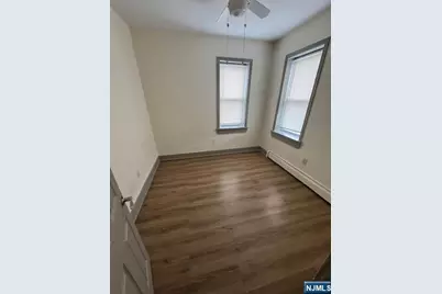 166 Westminster Place 2R #2R, Lodi, NJ 07644 - Photo 4