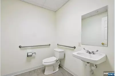 378 Franklin Avenue, Wyckoff Township, NJ 07481 - Photo 16