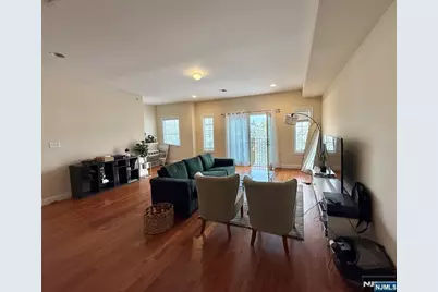 313 N Frank E Rodgers Boulevard Floor 3 #FLOOR 3, Harrison, NJ 07029 - Photo 4