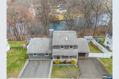 104 Lionshead Drive, Wayne, NJ 07470 - Photo 2