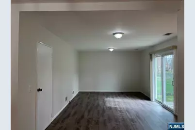 32 Forsythia Lane #A, Paramus, NJ 07652 - Photo 14