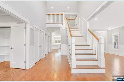 1 Lourdes Court, Andover Township, NJ 07821 - Photo 2