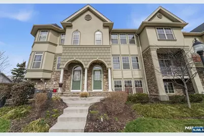 704 Green Lane 2 #2, Union Township, NJ 07083 - Photo 1