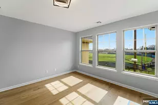 704 Green Ln 2, Union Township, NJ 07083 - Photo 4