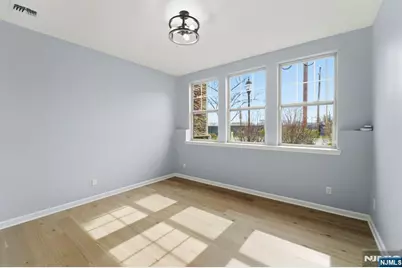 704 Green Lane 2 #2, Union Township, NJ 07083 - Photo 6