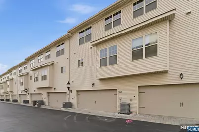 704 Green Lane 2 #2, Union Township, NJ 07083 - Photo 12