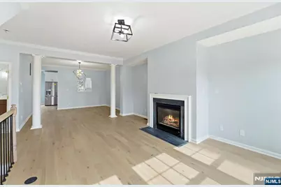 704 Green Lane 2 #2, Union Township, NJ 07083 - Photo 2