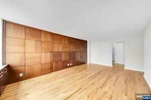 300 Winston 2110, Cliffside Park, NJ 07010 - Photo 12