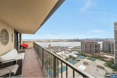 300 Winston 2110 #2110, Cliffside Park, NJ 07010 - Photo 20