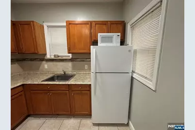 129 Central Avenue First Floor #first floor, Hackensack, NJ 07601 - Photo 10