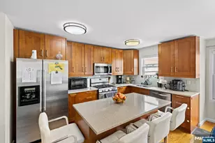 46 Barbara St, Newark, NJ 07105 - Photo 8