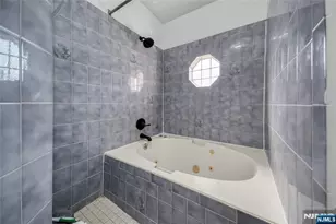 595 Knickerbocker Rd, Tenafly, NJ 07670 - Photo 14