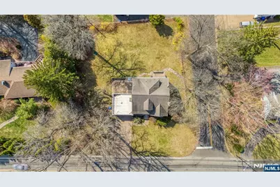 595 Knickerbocker Road, Tenafly, NJ 07670 - Photo 30