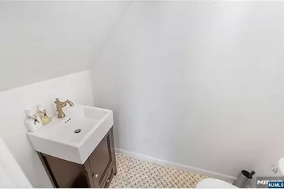 22 Center Street, Midland Park, NJ 07432 - Photo 12