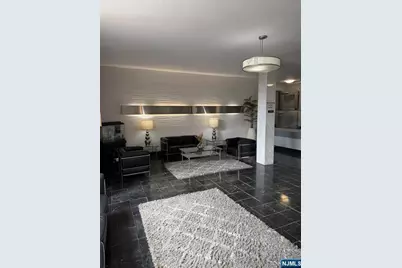 39 39th Street 2L #2L, Paterson, NJ 07514 - Photo 2